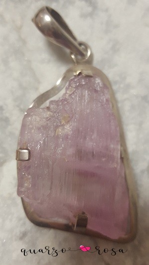 Ciondolo in Kunzite e Argento.